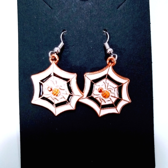 Halloween Spider Web Earrings 🎃 - Picture 4 of 4